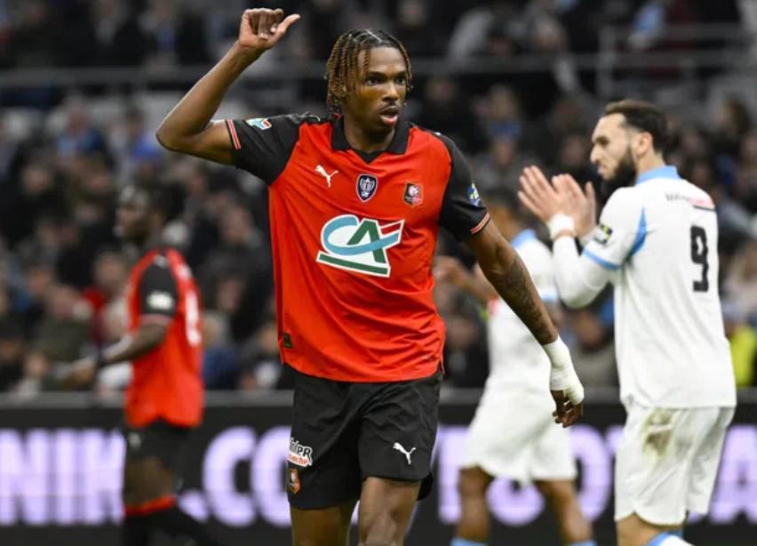 法媒:雷恩后卫雅凯将接受手术治疗,预计赛季报销