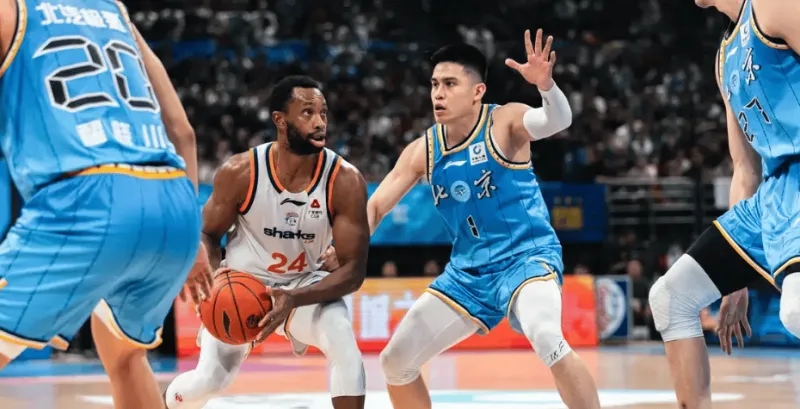 Bwin-媒体人：北京阵容看似奢华，实则没有一个进攻强点带动球队